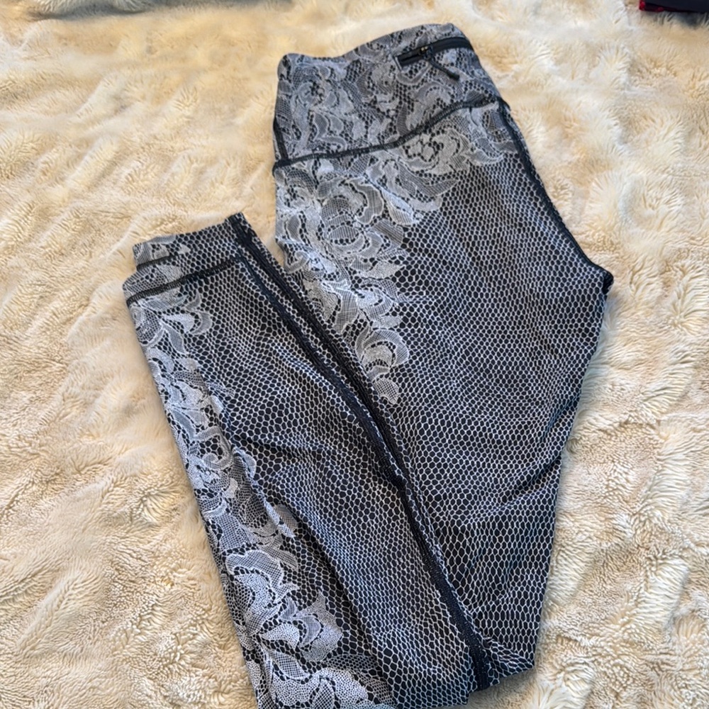 Lululemon Athletica Black and Gray Lace Leggings